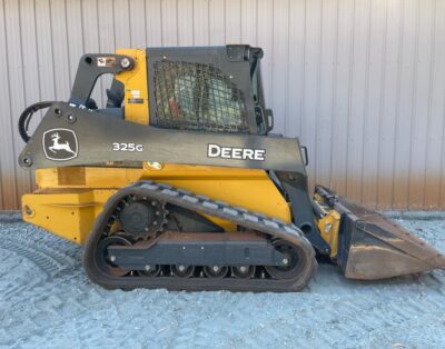 325 G John Deere with Cab